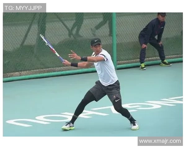 南京网球队以90分领跑冠军赛积分榜展现强劲实力 南京网球队以90分领跑冠军赛积分榜展现强劲实力