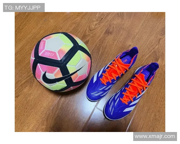 旧鞋情怀足球明星的独特魅力与坚持之道